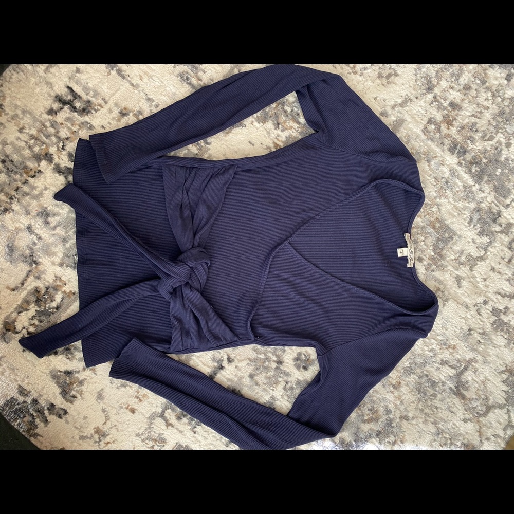 Navy long sleeve top